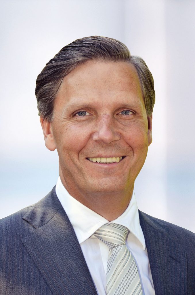 cirugía vascular pd-dr–med–gottfried-jakob-mommertz2_bf752